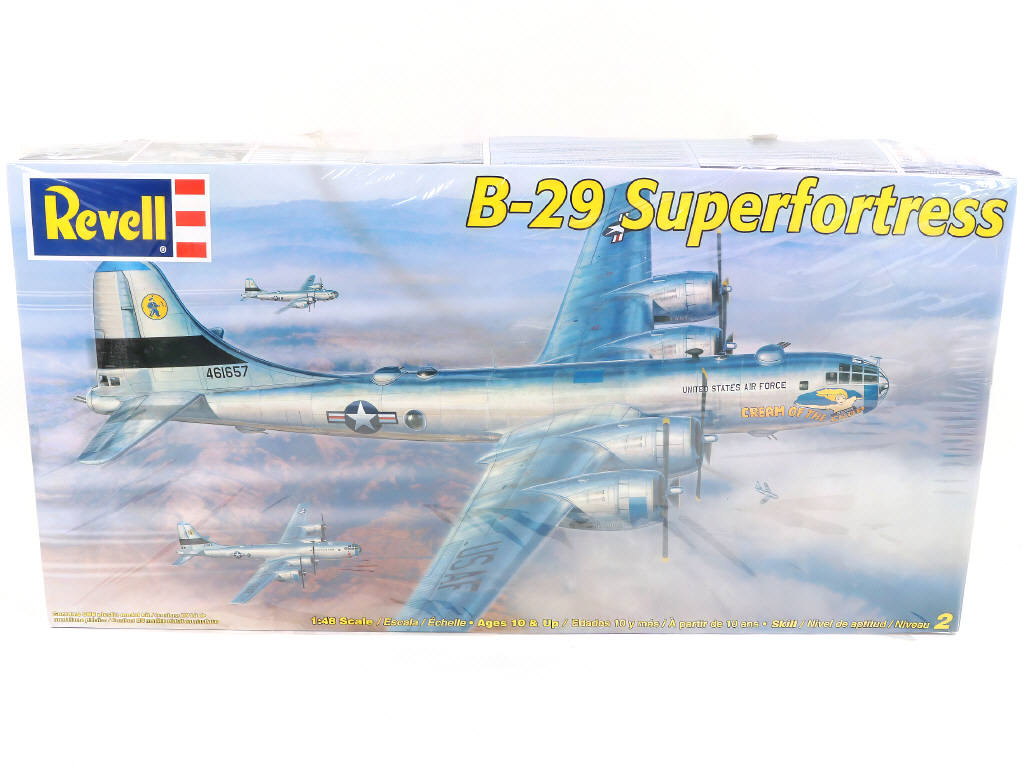 Lot 17 - REVELL (ALLEMAGNE) (1)