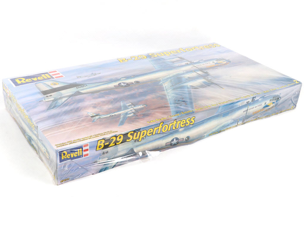 Lot 17 - REVELL (ALLEMAGNE) (1)