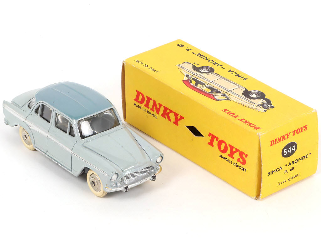 Lot 319 - DINKY TOYS (FRANCE) (1)
