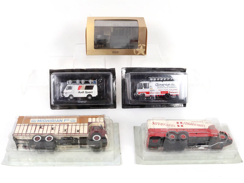 Lot 90 - DIVERS (10)