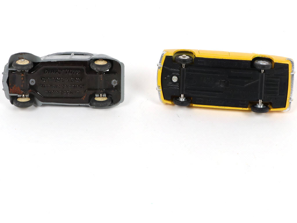 Lot 339 - DINKY TOYS (FRANCE) (2)