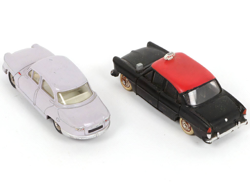 Lot 343 - DINKY TOYS (FRANCE) (2)