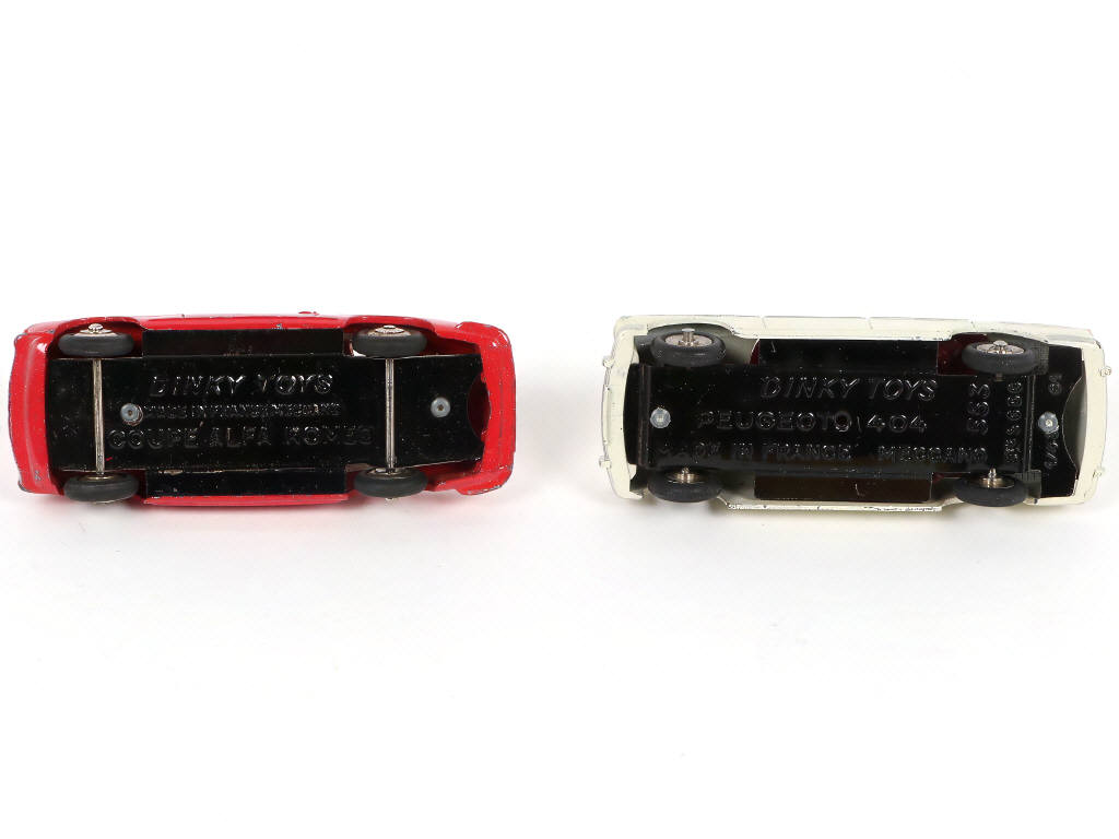 Lot 338 - DINKY TOYS (FRANCE) (2)