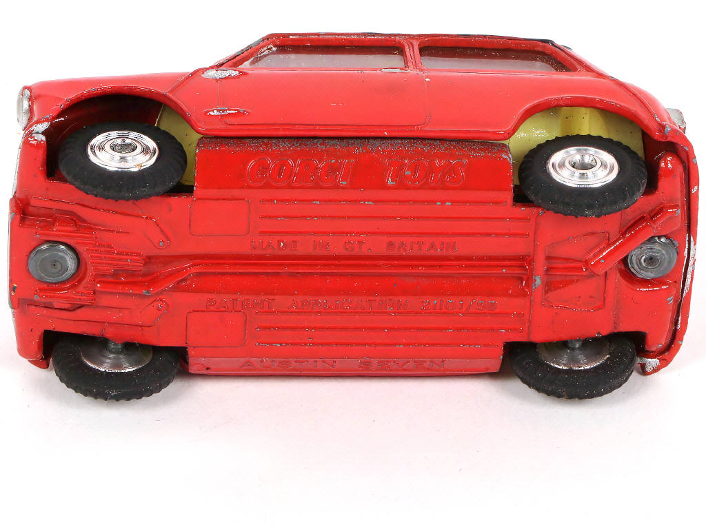 Lot 191 - CORGI TOYS (GB) (1)