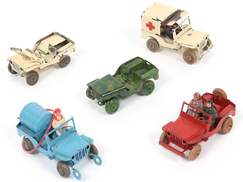 Lot 250 - POLICHINELLE (FRANCE) (5)