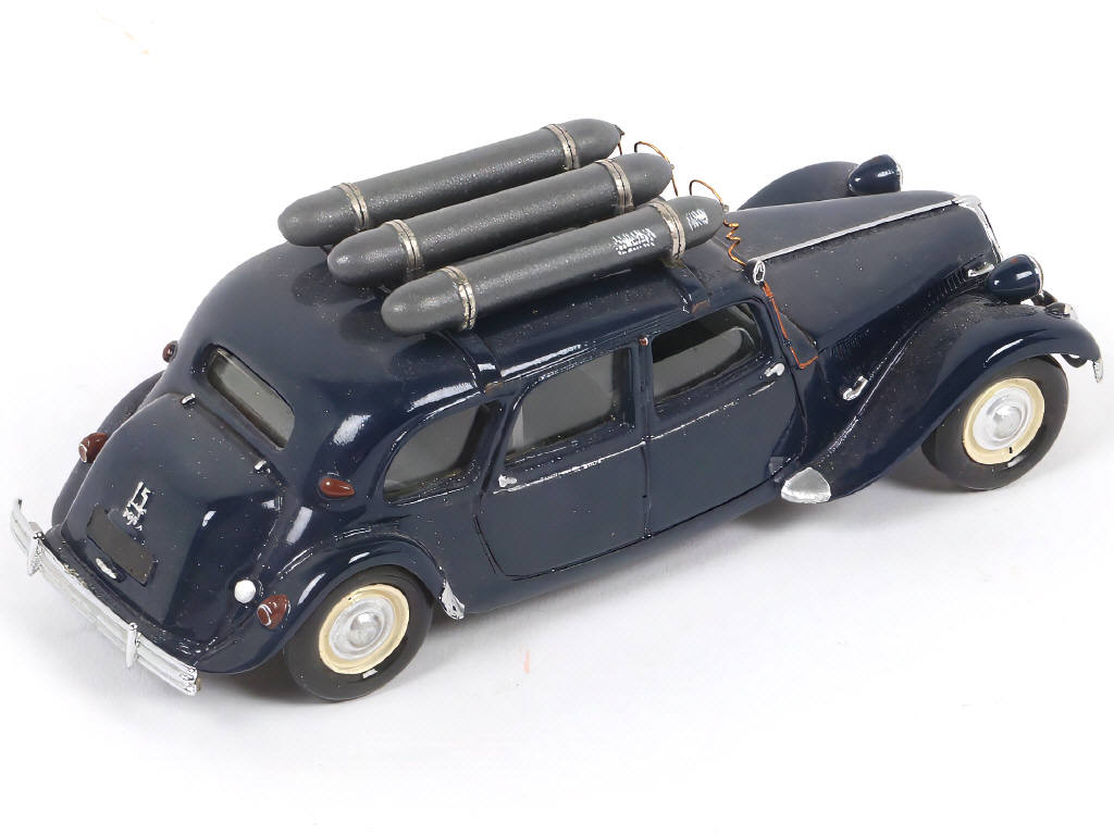 Lot 204 - DEVOS (FRANCE) (1)