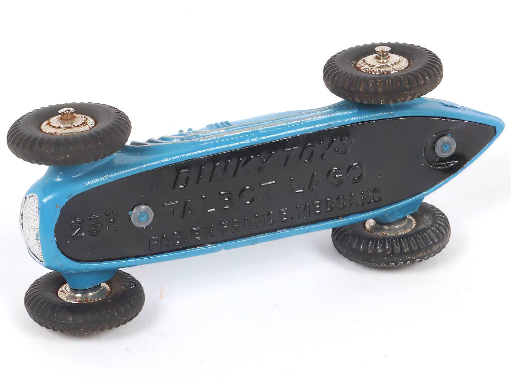 Lot 313 - DINKY TOYS (FRANCE) (1)