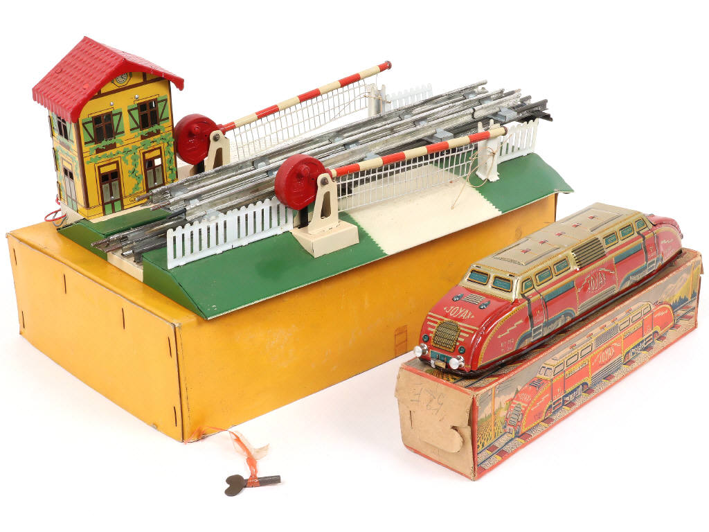 Lot 35 - JOYAX (FRANCE) (2)