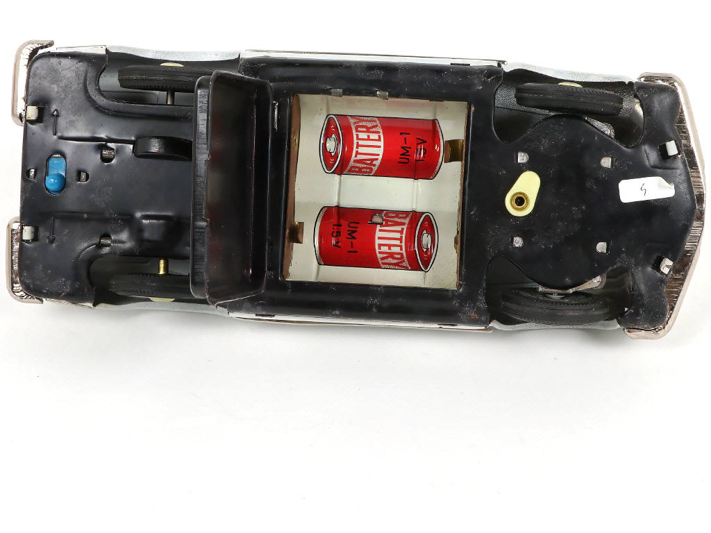 Lot 36 - DIVERS (JAPON) (1)