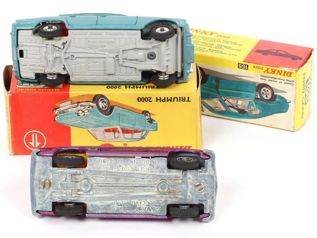 Lot 294 - DINKY TOYS (GB) (2)