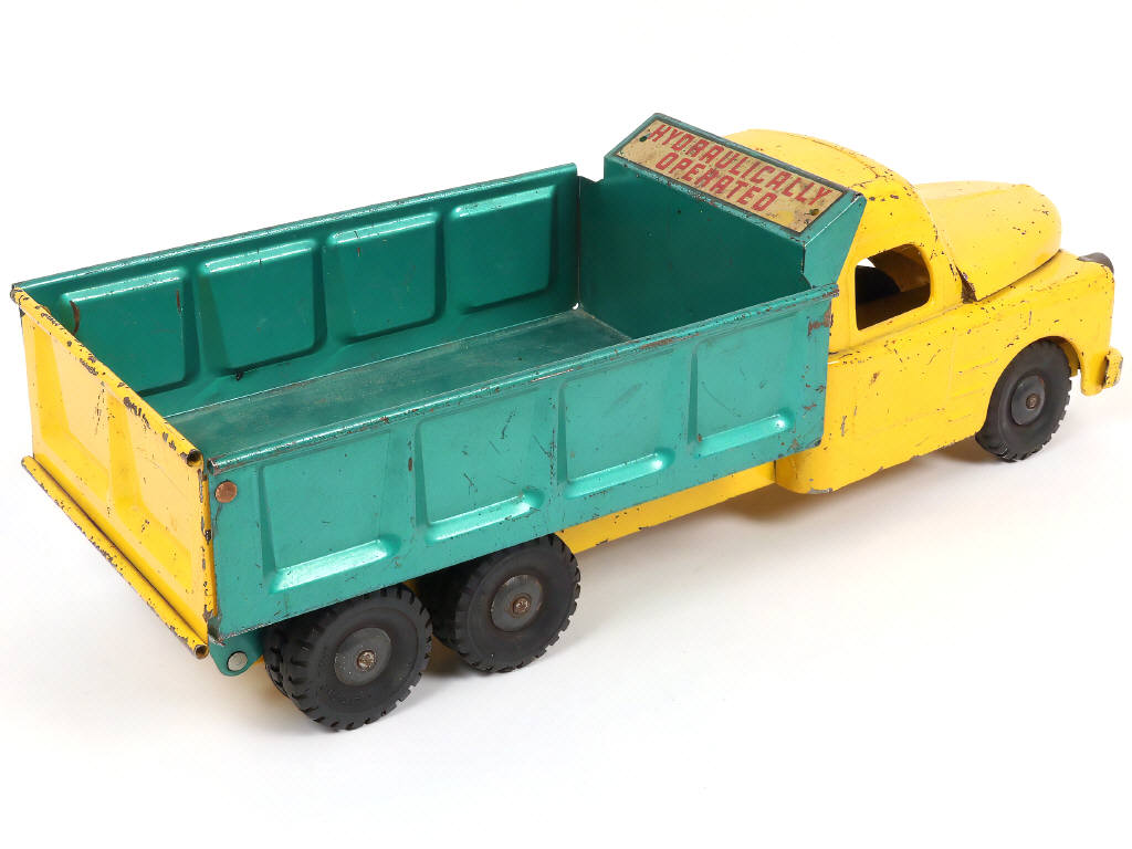 Lot 39 - STRUCTO (USA) (1)