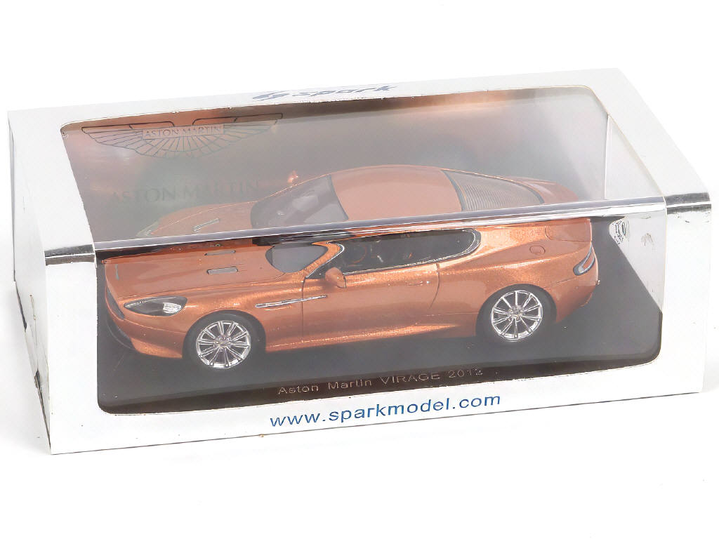 Lot 118 - SPARK (MACAU) (1)