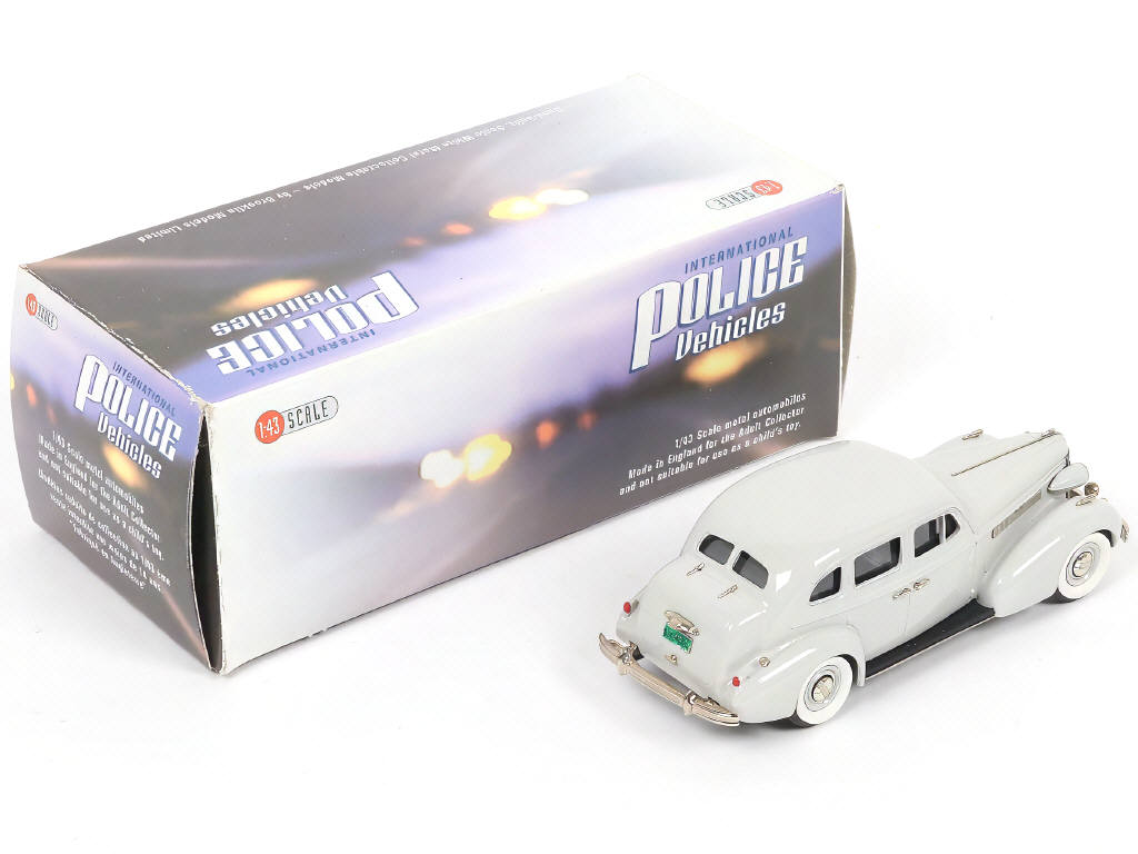 Lot 183 - BROOKLIN MODELS (GB) (1)