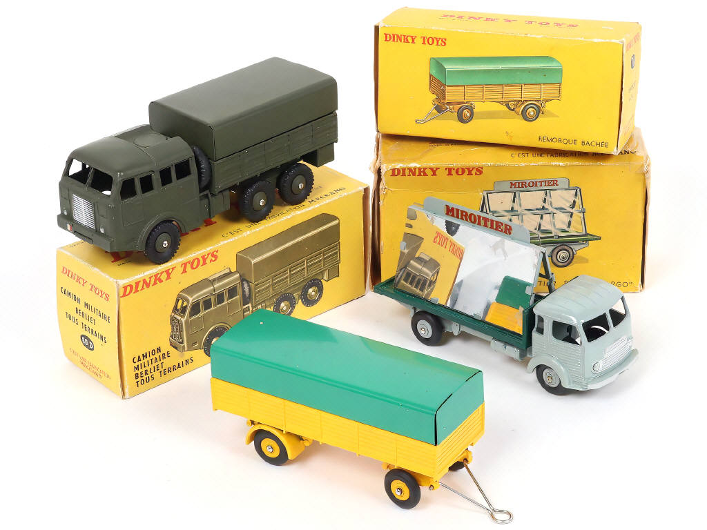 Lot 348 - DINKY TOYS (FRANCE) (3)