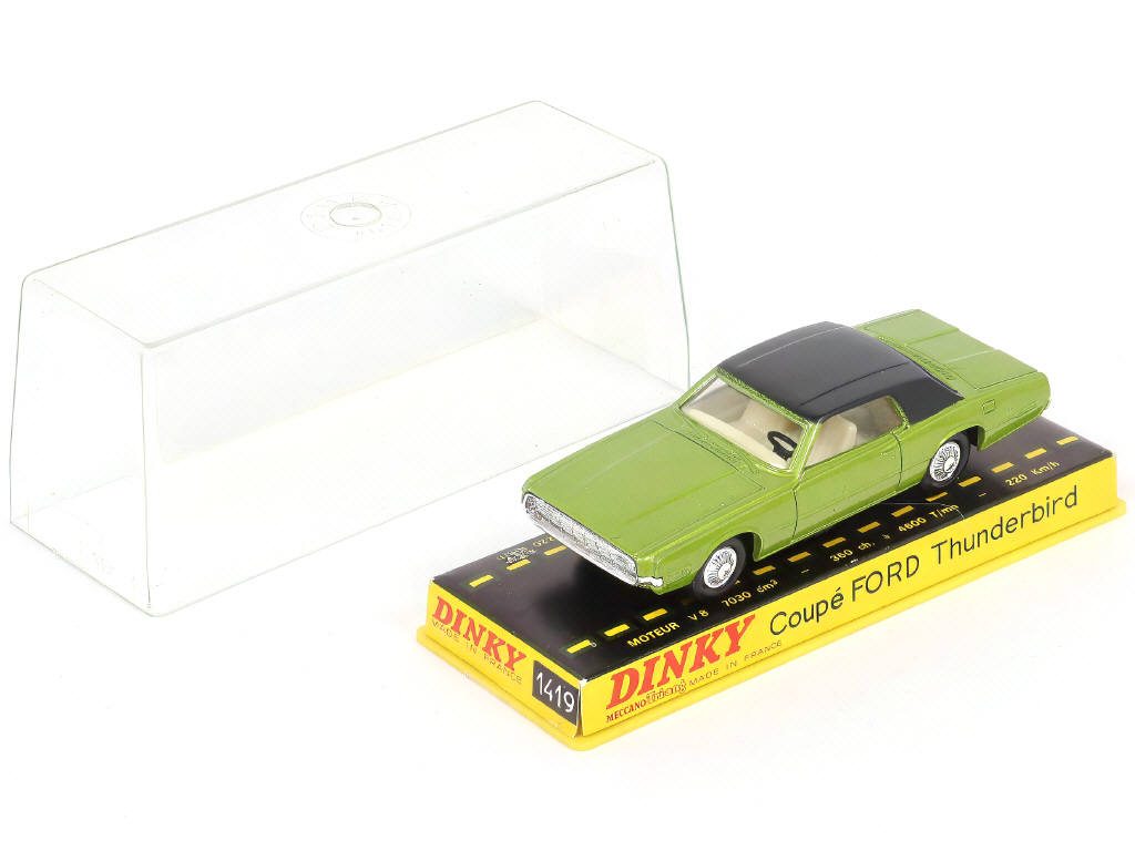 Lot 325 - DINKY TOYS (FRANCE) (1)