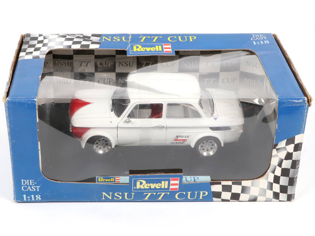 Lot 28 - REVELL (ALLEMAGNE) (1)