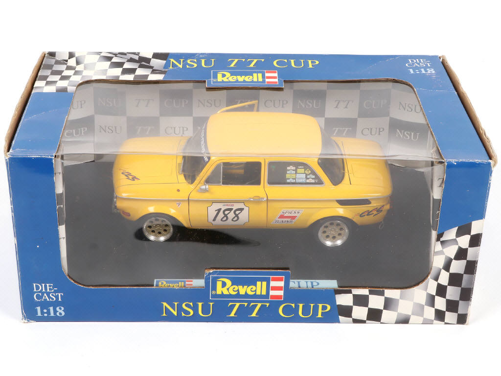 Lot 23 - REVELL (ALLEMAGNE) (1)