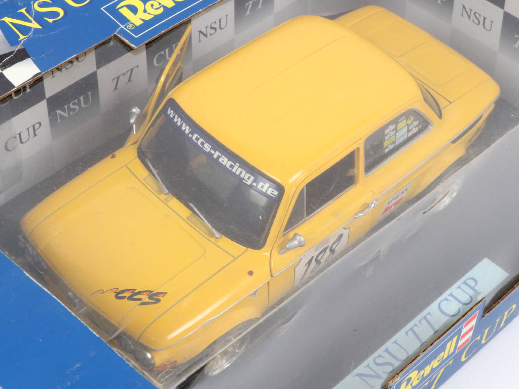 Lot 23 - REVELL (ALLEMAGNE) (1)