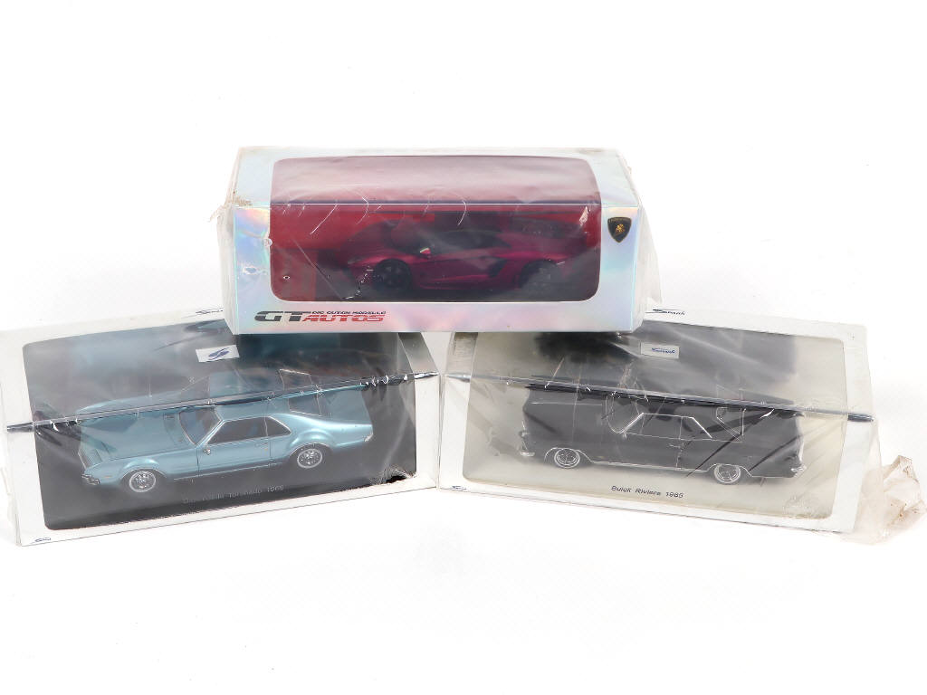 Lot 91 - SPARK (MACAU) (3)