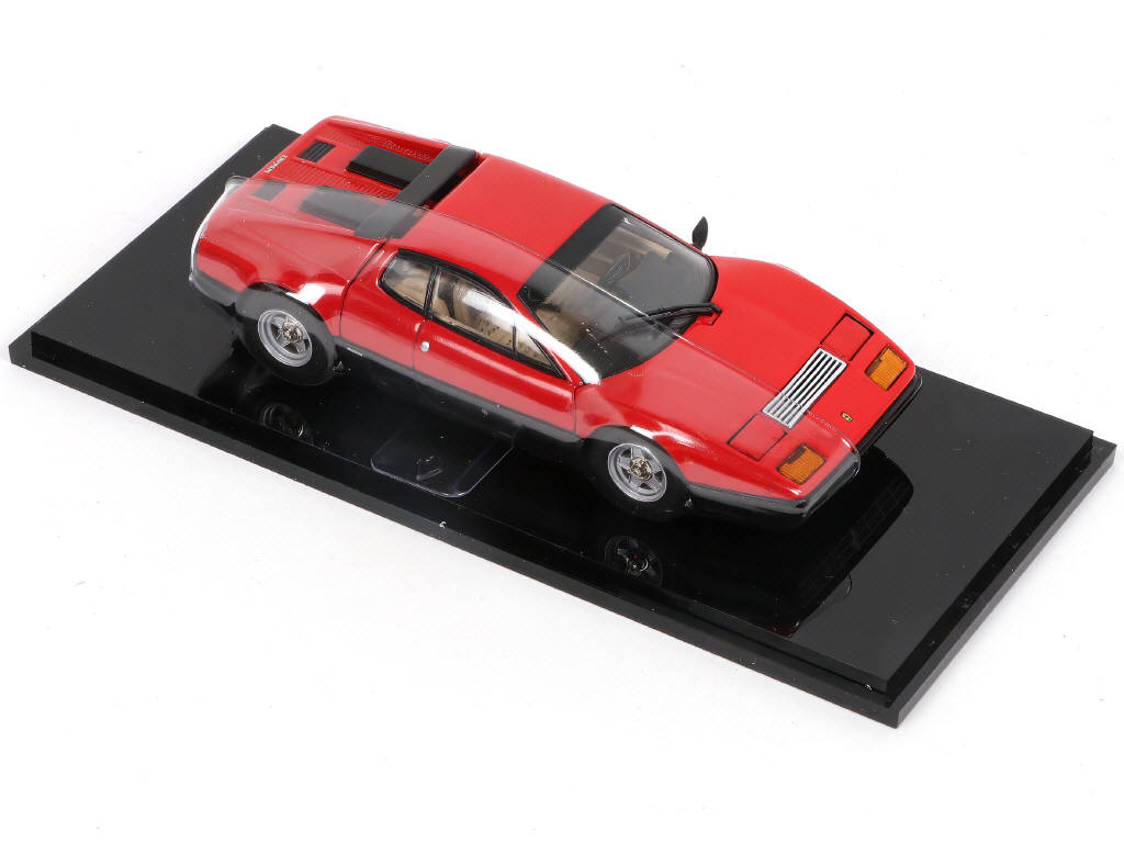 Lot 75 - KYOSHO (JAPON) (1)