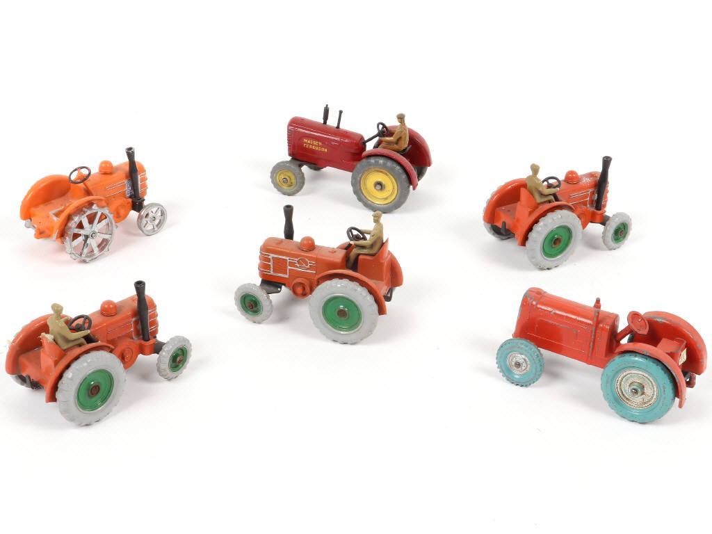 Lot 48 - DIVERS (6)