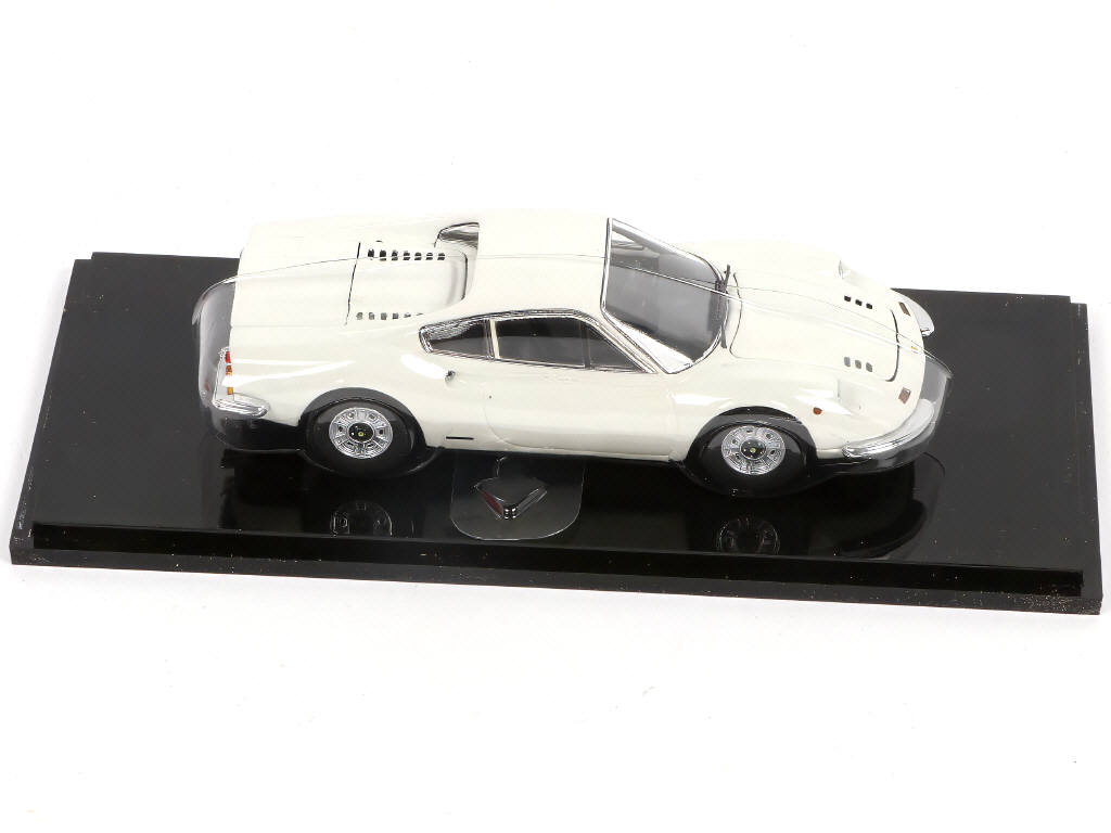 Lot 80 - KYOSHO (JAPON) (1)