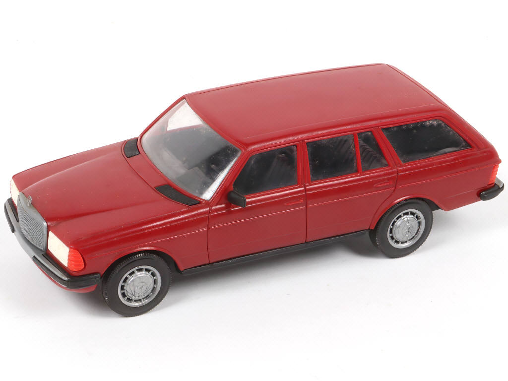 Lot 104 - STAHLBERG (FINLANDE) (1)