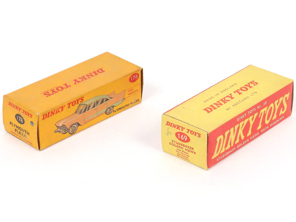 Lot 190 - DINKY TOYS (GB) (2)