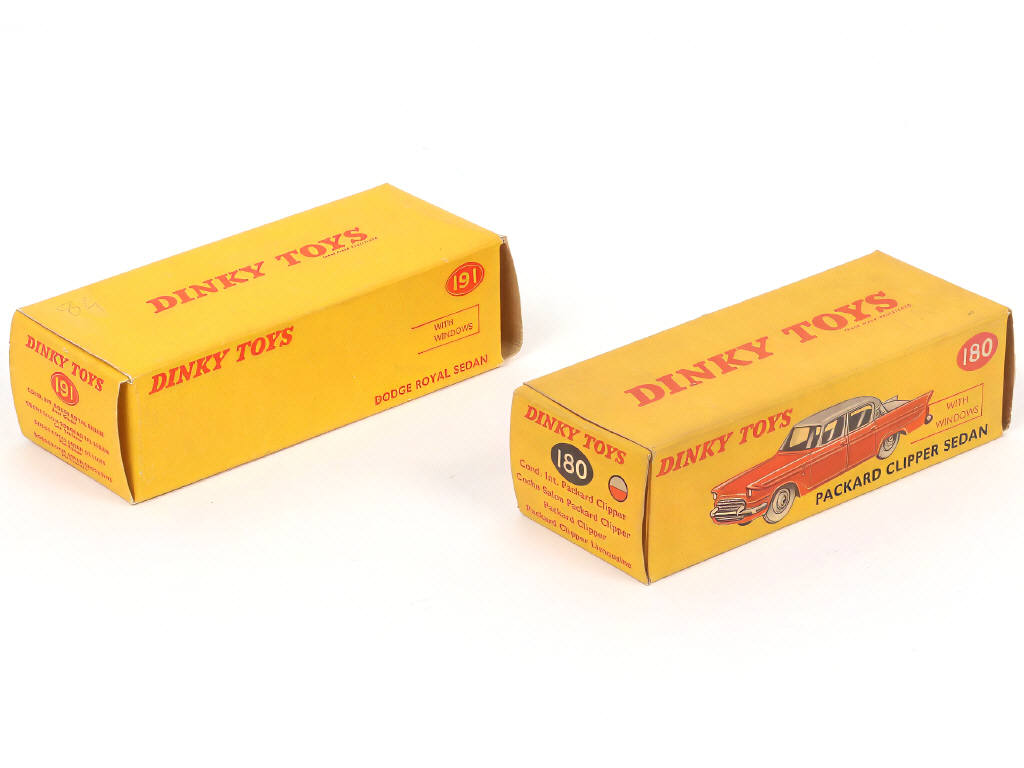 Lot 188 - DINKY TOYS (GB) (2)