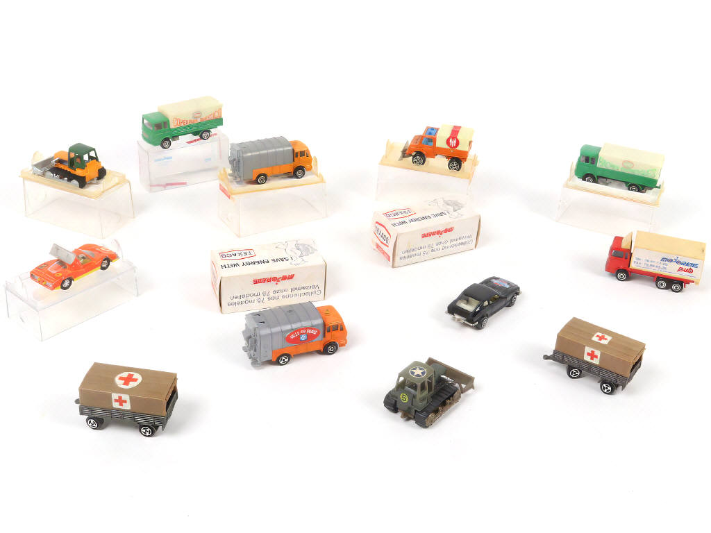 Lot 162 - MAJORETTE (FRANCE) (12)