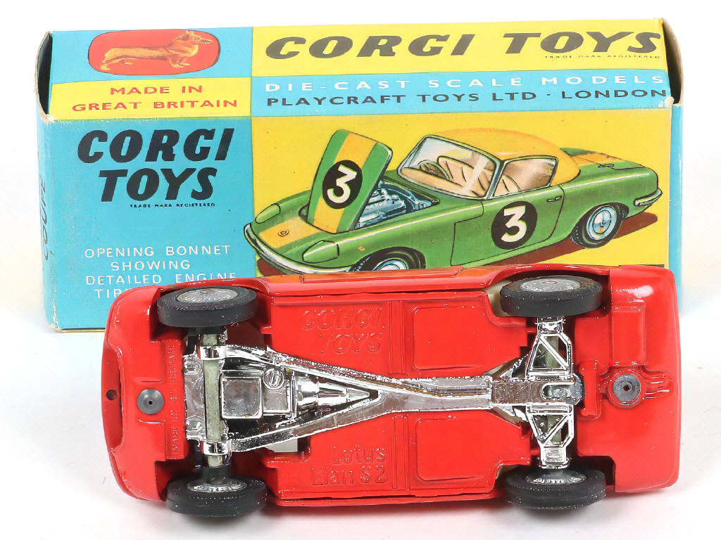 Lot 129 - CORGI TOYS (GB) (1)
