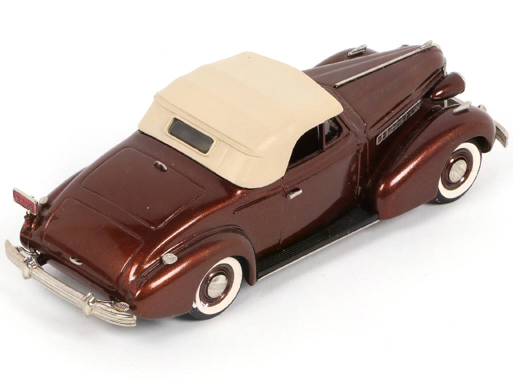 Lot 205 - BROOKLIN MODELS (GB) (1)