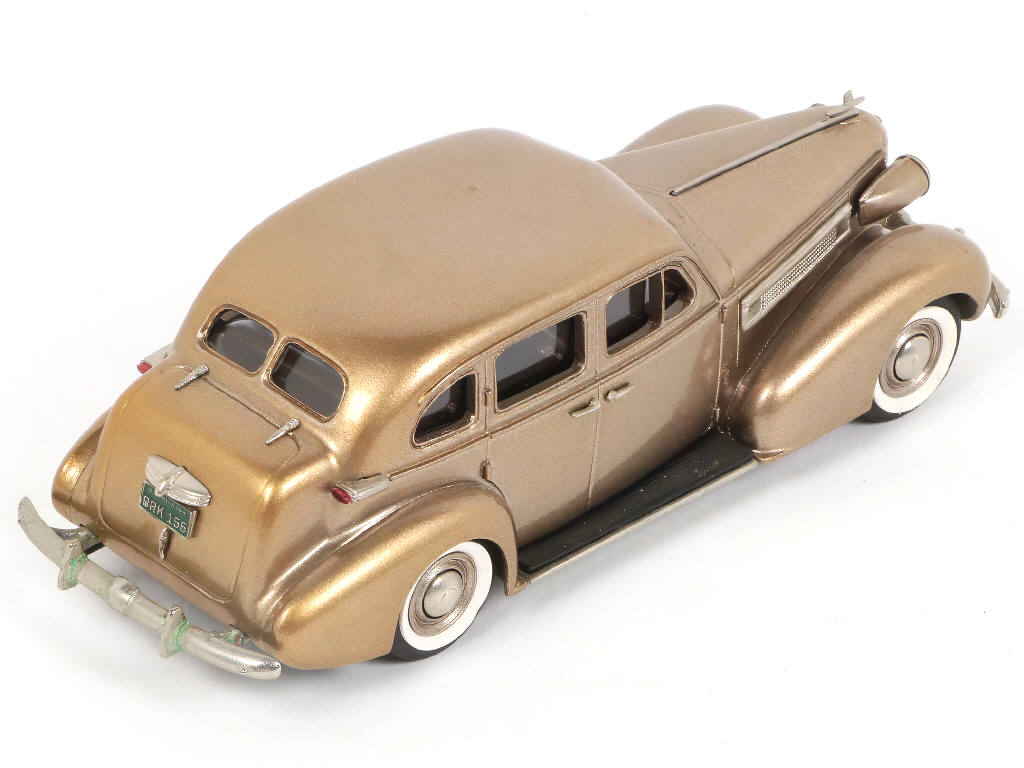 Lot 180 - BROOKLIN MODELS (GB) (1)