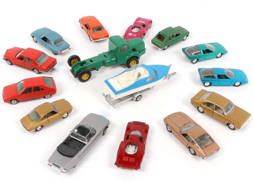 Lot 232 - NOREV - JET CAR (FRANCE) (15)