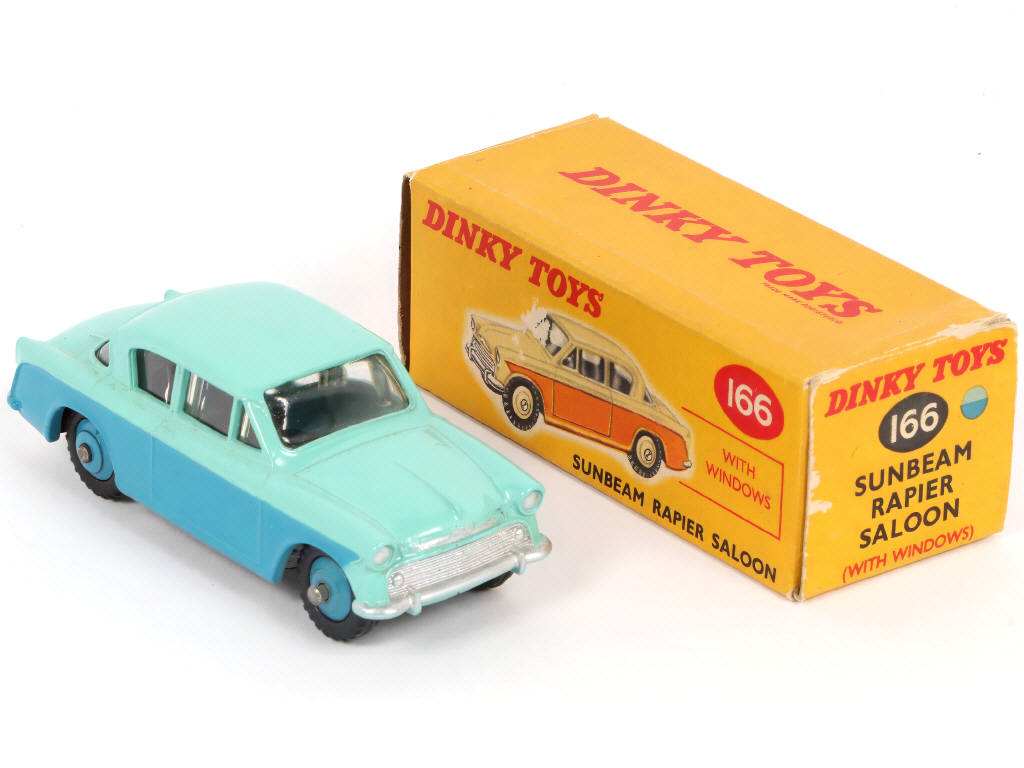 Lot 265 - DINKY TOYS (GB) (1)