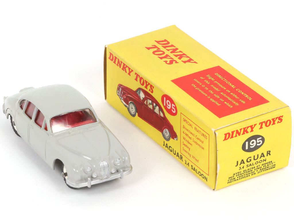 Lot 270 - DINKY TOYS (GB) (1)
