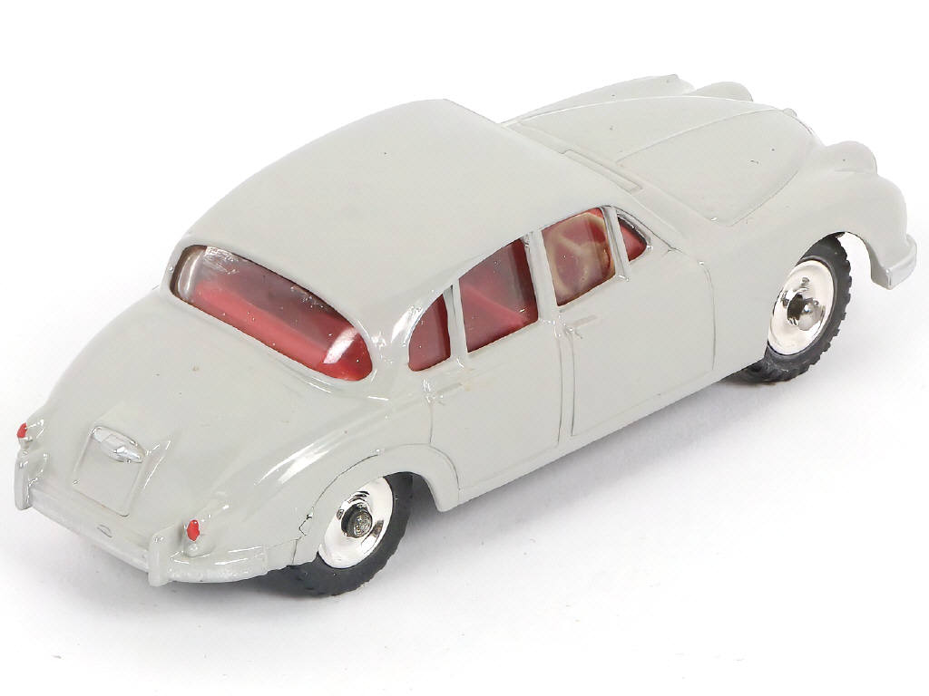 Lot 270 - DINKY TOYS (GB) (1)