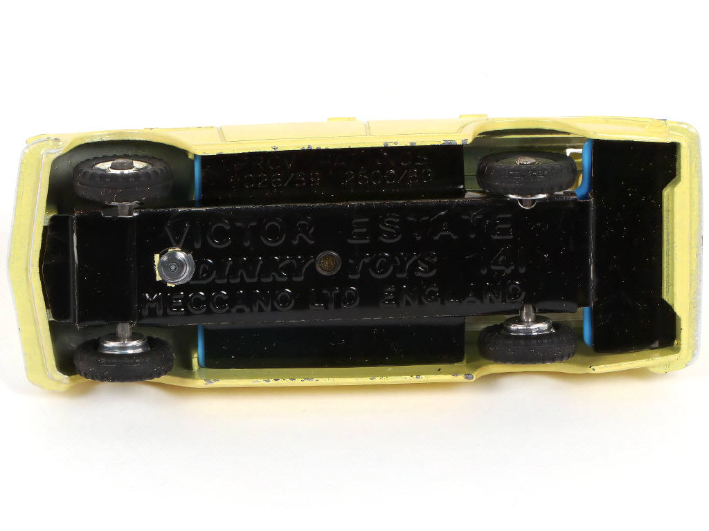 Lot 275 - DINKY TOYS (GB) (1)