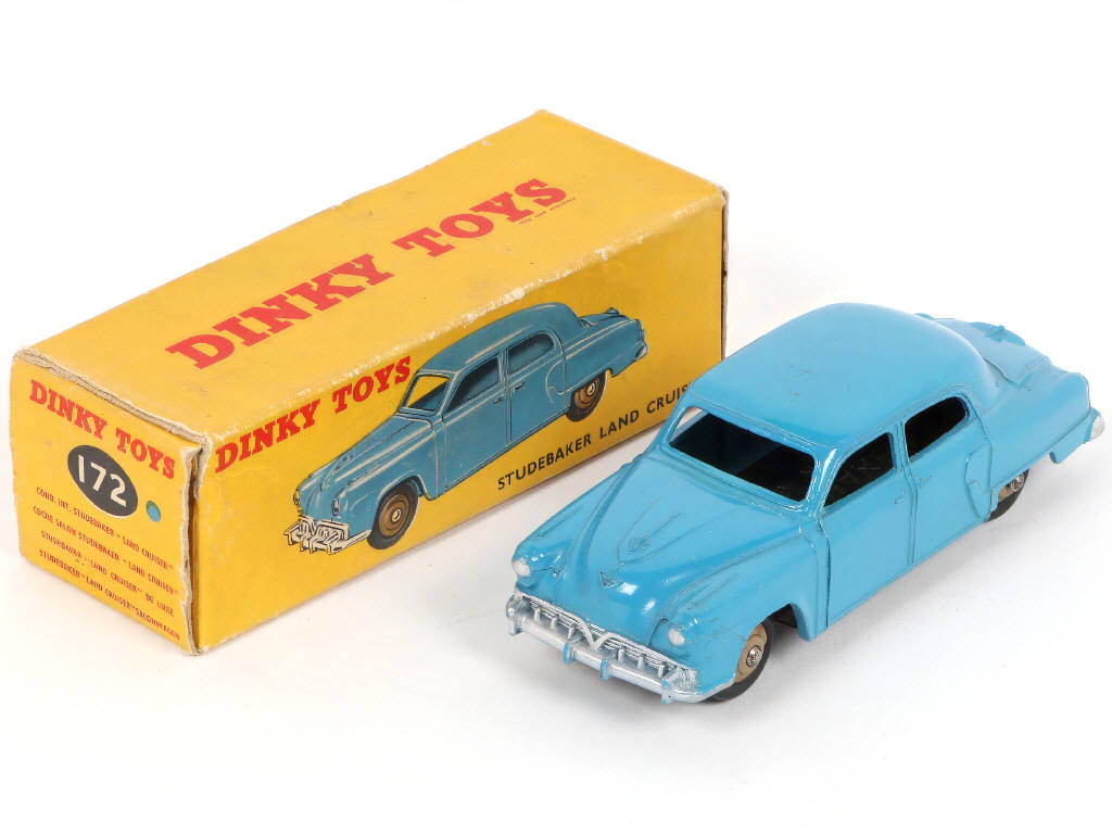 Lot 267 - DINKY TOYS (GB) (1)