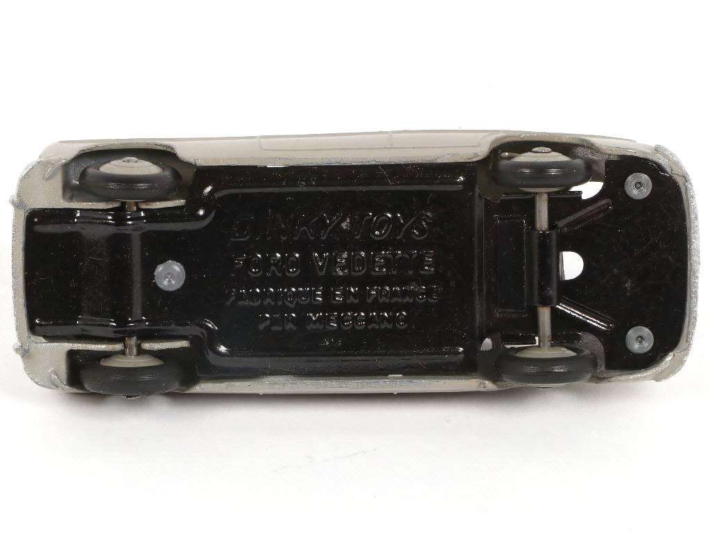 Lot 294 - DINKY TOYS (FRANCE) (1)