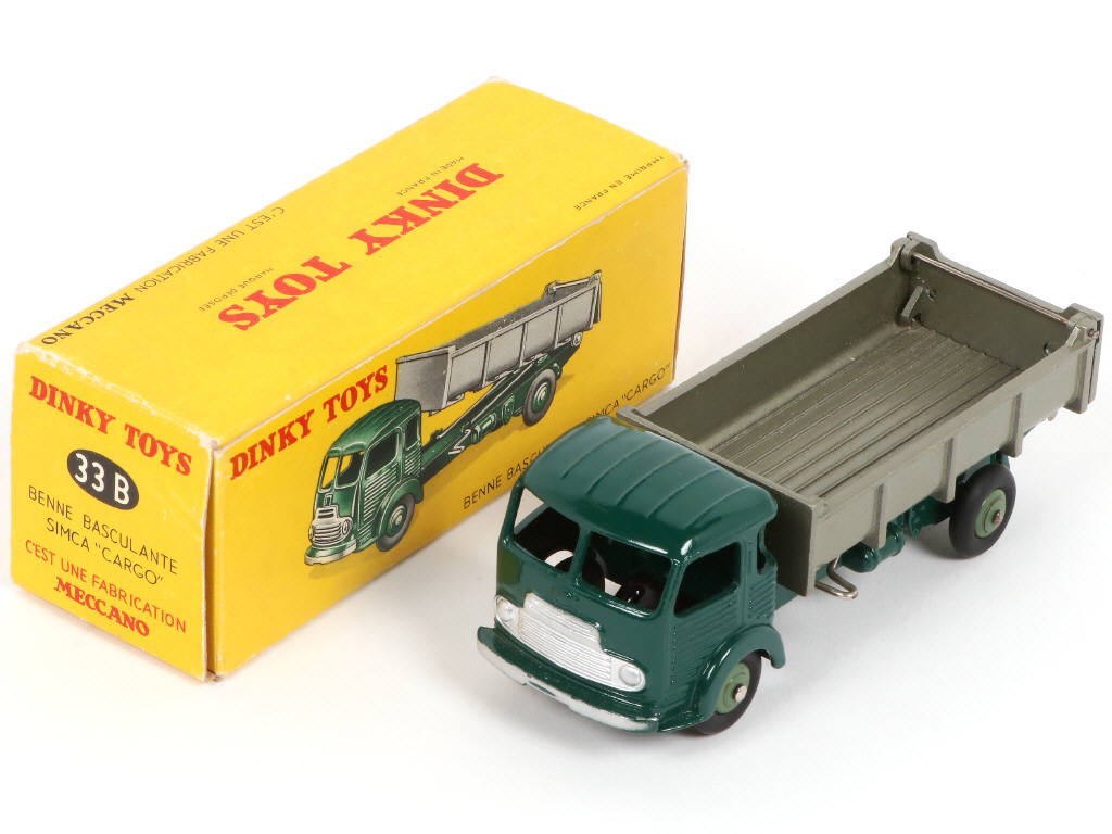 Lot 308 - DINKY TOYS (FRANCE) (1)
