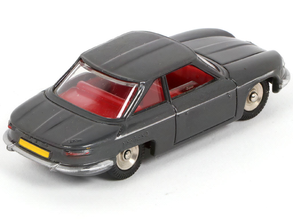 Lot 302 - DINKY TOYS (FRANCE) (1)