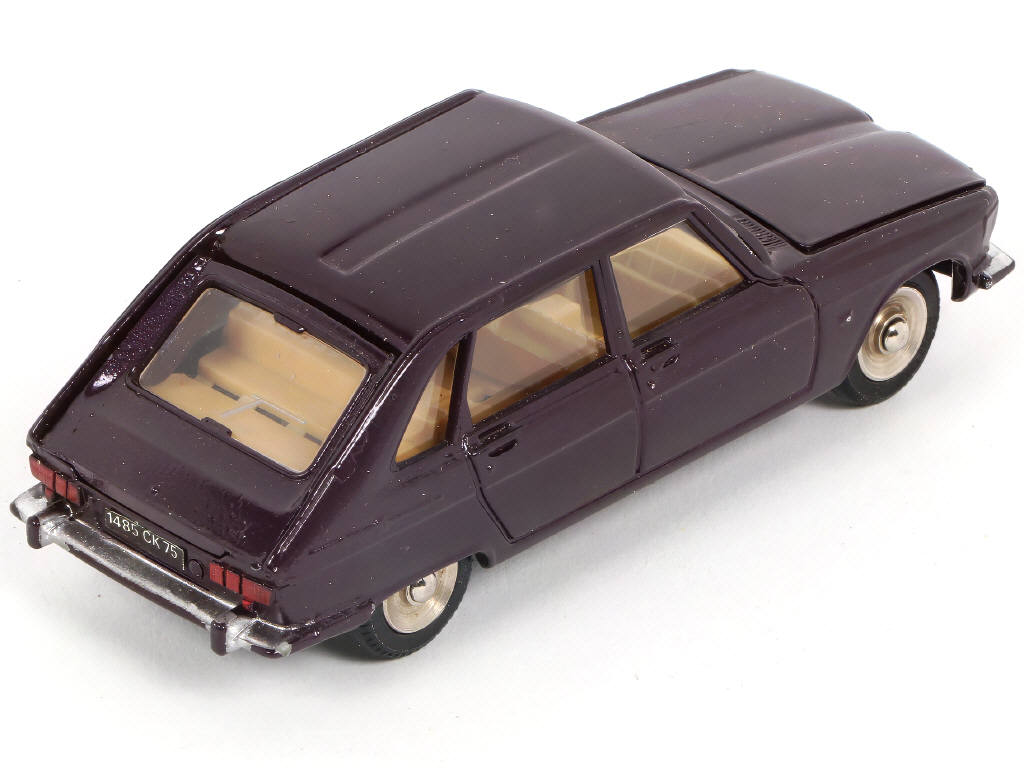 Lot 304 - DINKY TOYS (FRANCE) (1)