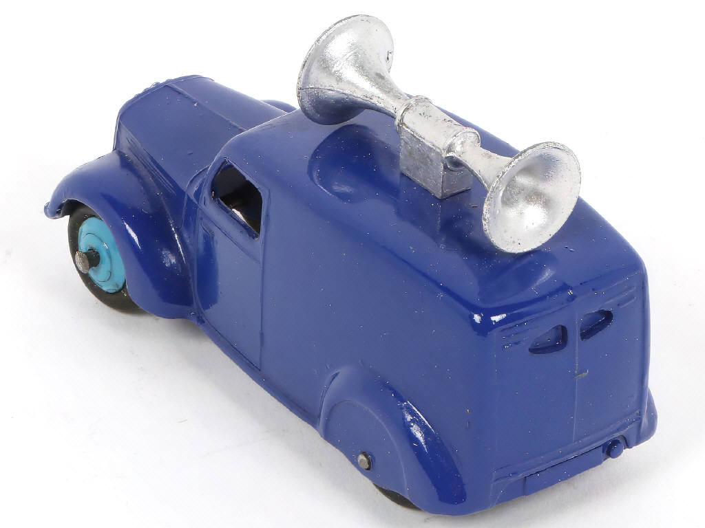 Lot 277 - DINKY TOYS (GB) (1)