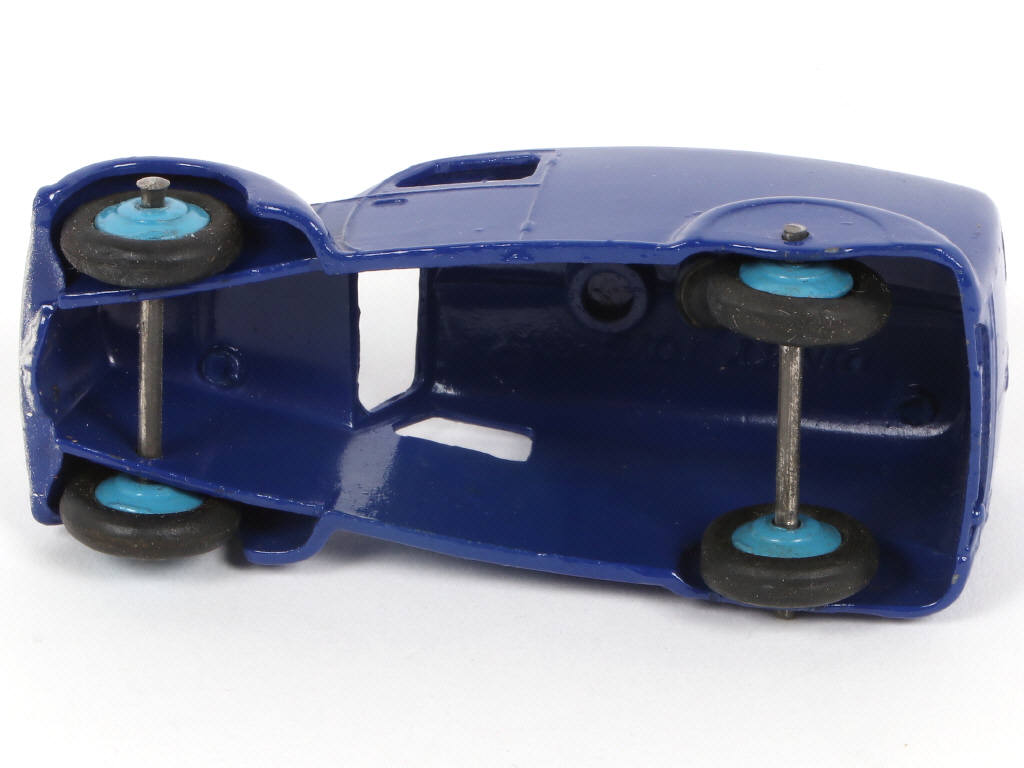 Lot 277 - DINKY TOYS (GB) (1)