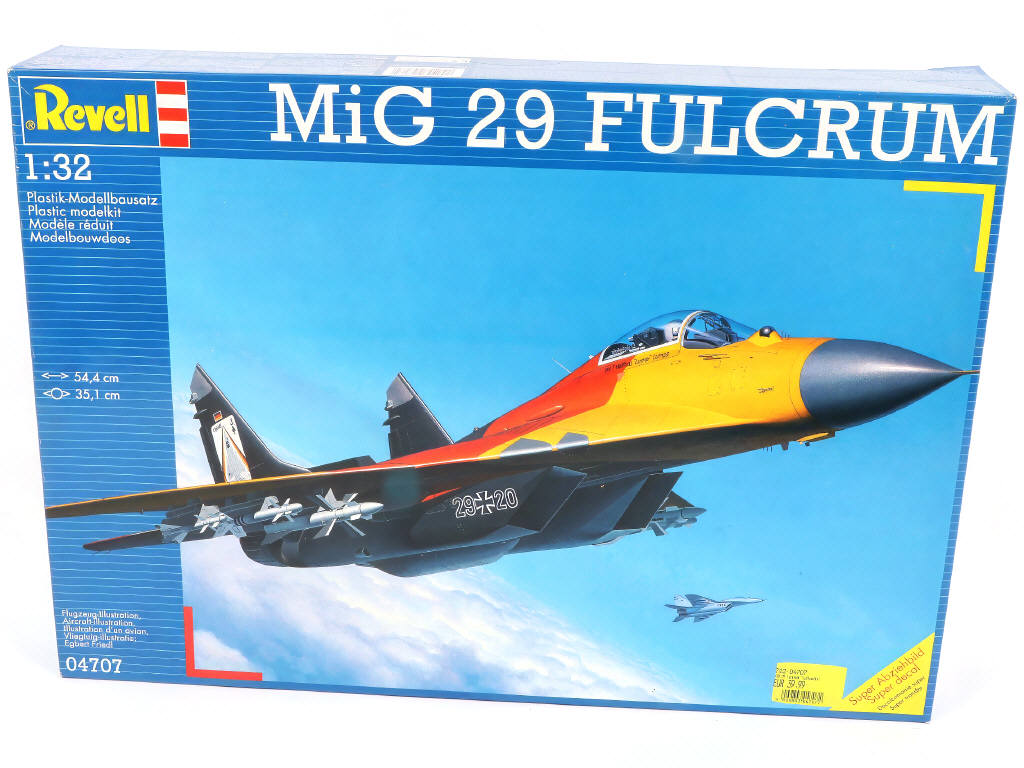 Lot 4 - REVELL (ALLEMAGNE) (1)