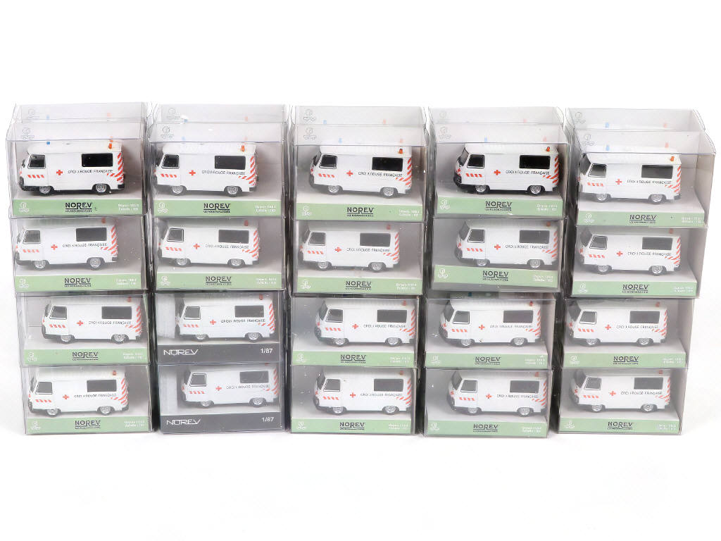 Lot 247 - NOREV (FRANCE) (40)