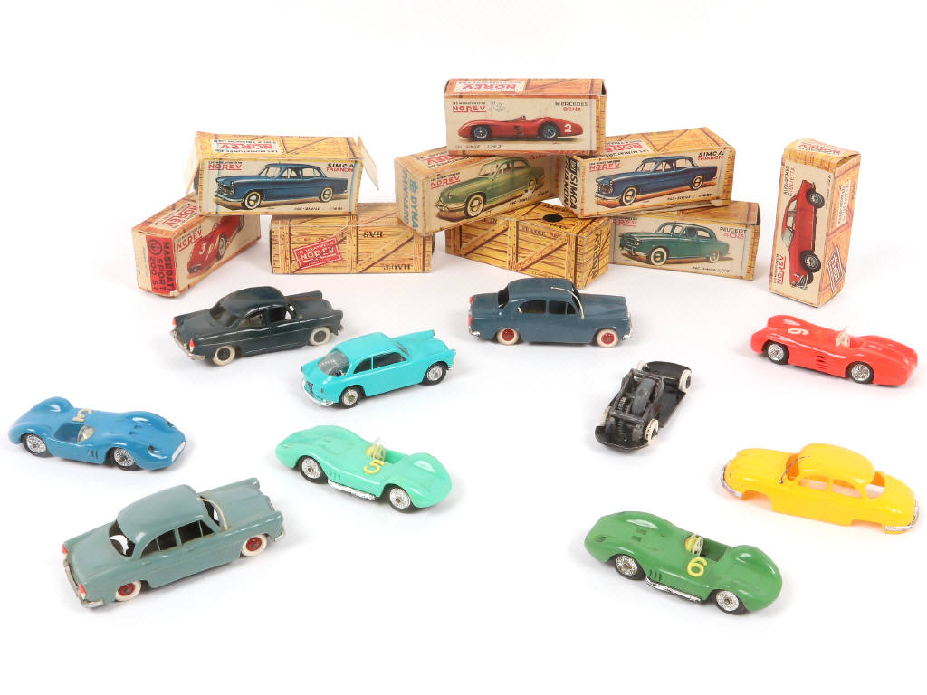 Lot 241 - NOREV (FRANCE) (9)