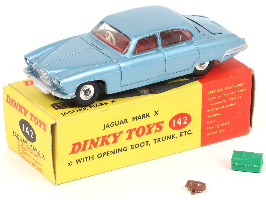 Lot 276 - DINKY TOYS (GB) (1)