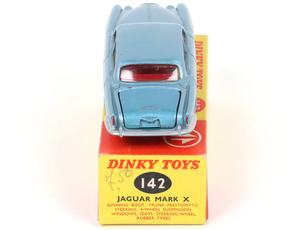 Lot 276 - DINKY TOYS (GB) (1)